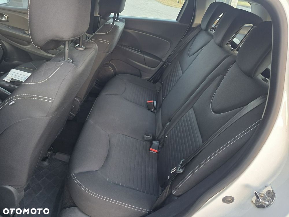 Renault Clio 1.2 16V 75 LIMITED - 18