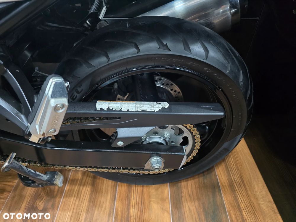 Suzuki Bandit - 10
