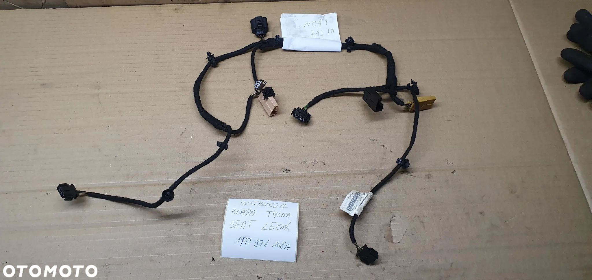 Instalacja wiązka elektryczna klapy bagażnika Seat Leon II 1P0971148A - 1