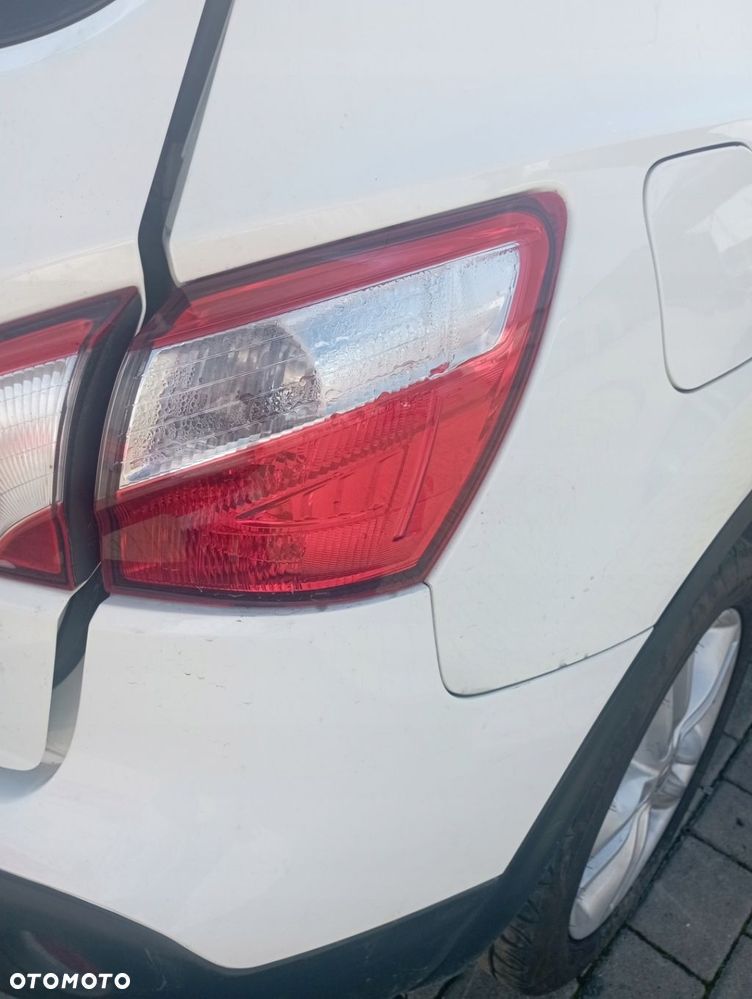 NISSAN QASHQAI I LIFT LAMPA PRAWA TYŁ TYLNA W BŁOTNIK - 1