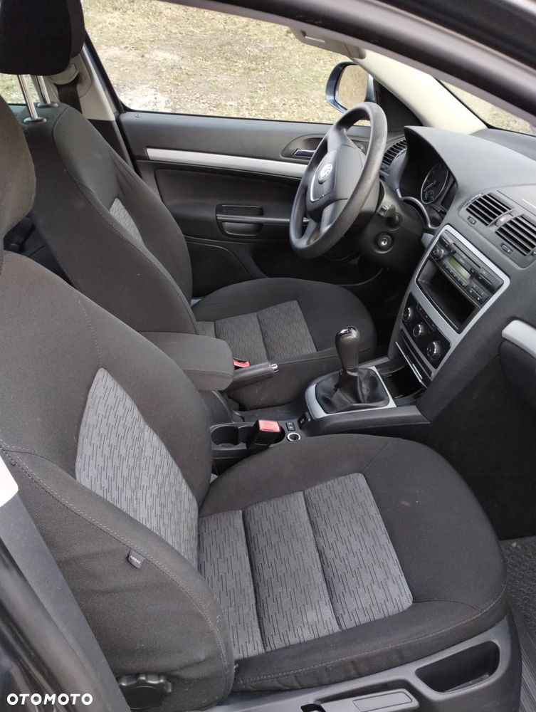 Skoda Octavia 1.6 - 17