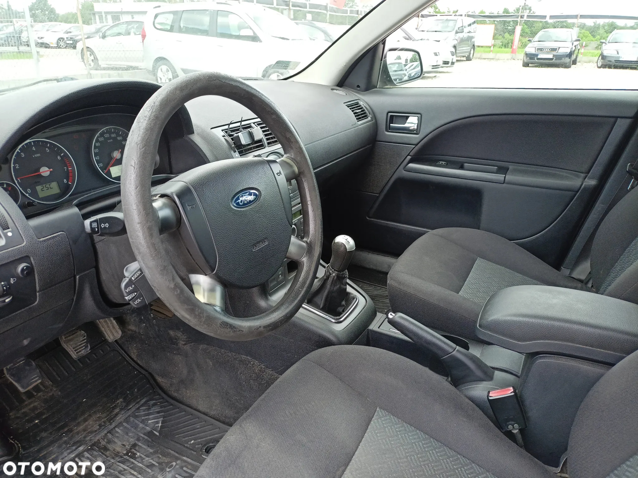 Ford Mondeo - 7
