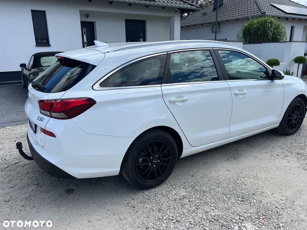 Hyundai i30 1.4 T-GDI Premiere Style - 10