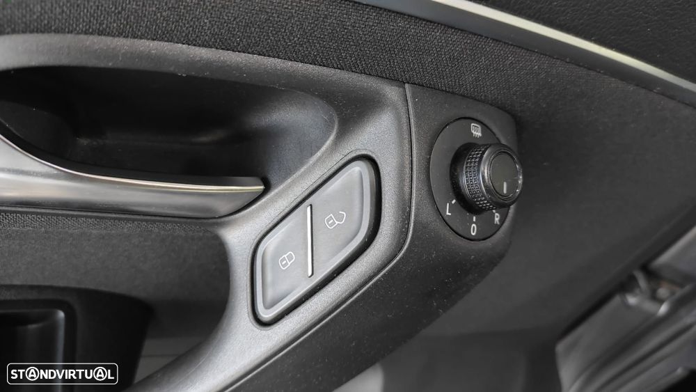 VW Polo 1.2 TSi Alive! - 41