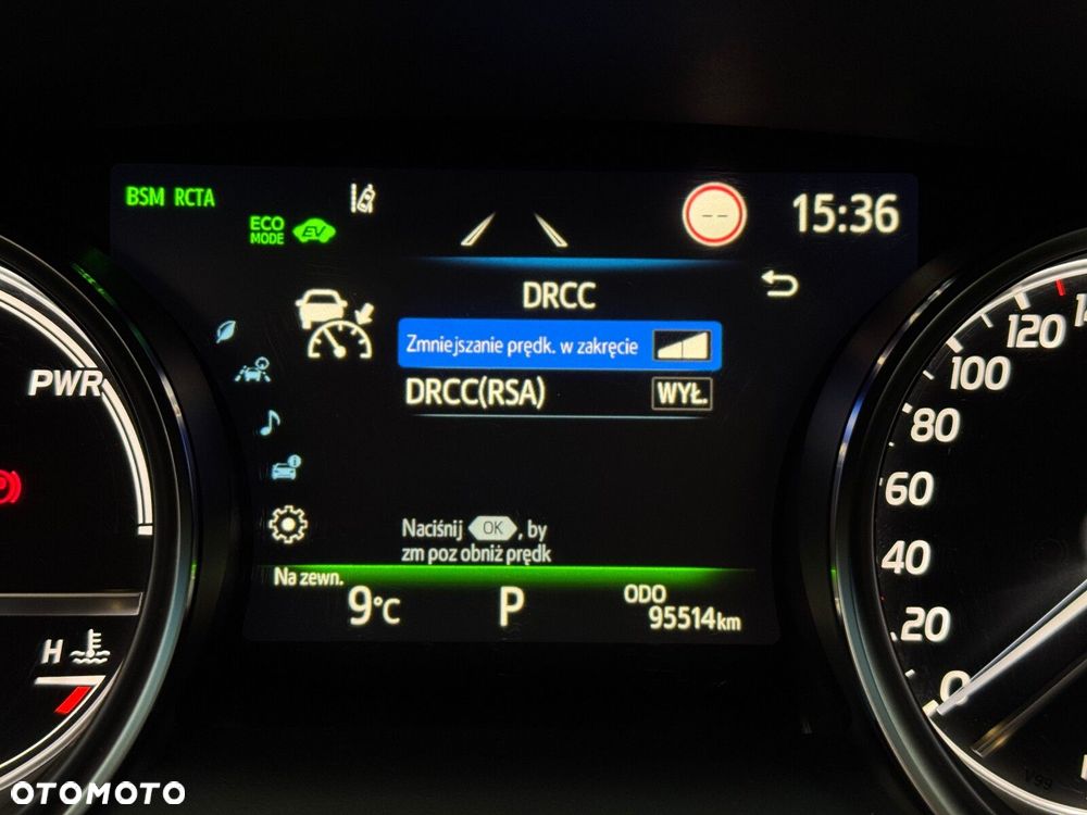 Toyota Camry 2.5 Hybrid Executive CVT - 34