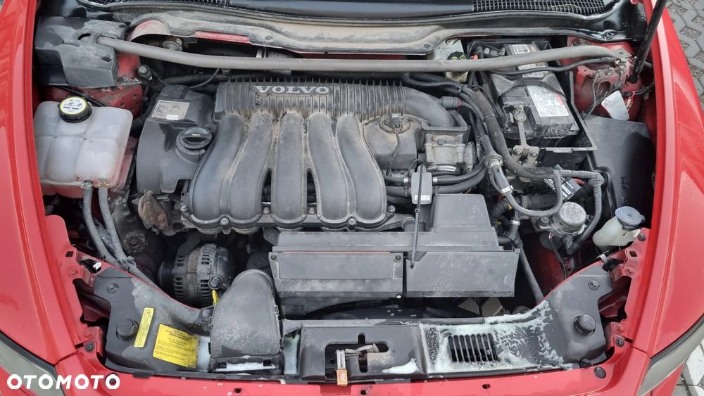 Volvo V50 2.4 - 12