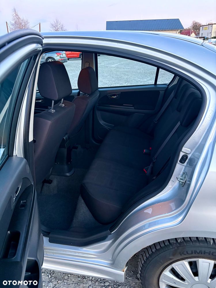 Suzuki SX4 1.6 VVT 4x2 Style - 9