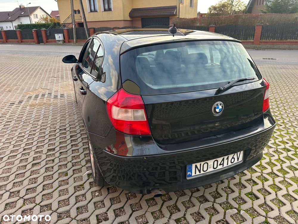 BMW Seria 1 120i - 12