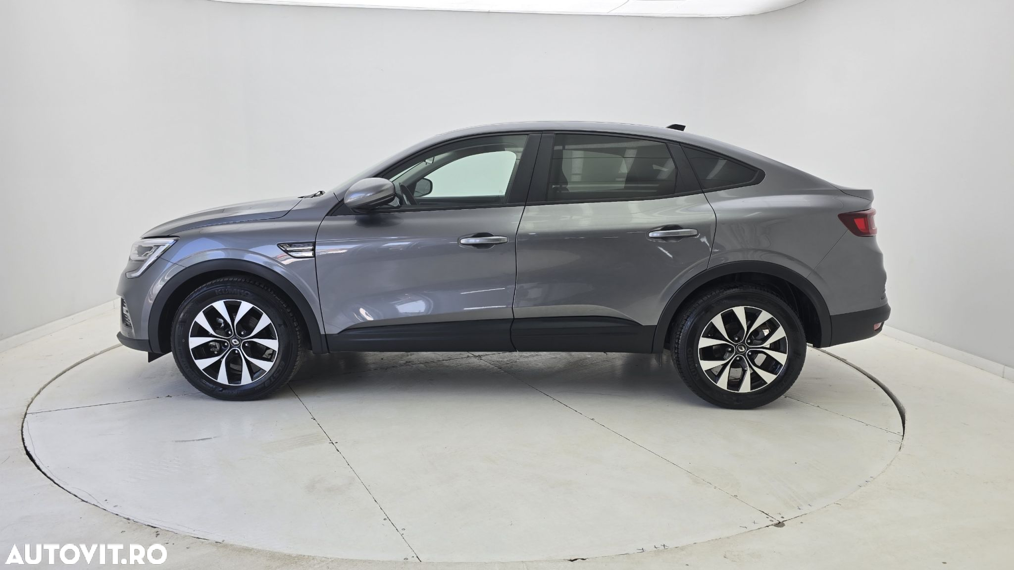 Renault Arkana E-TECH 145 Evolution - 9