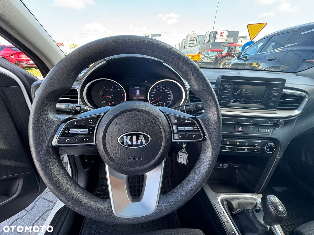 Kia Ceed 1.6 CRDi SCR S - 16