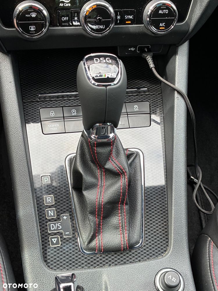 Skoda Octavia 2.0 TSI RS Challenge 245 DSG - 26