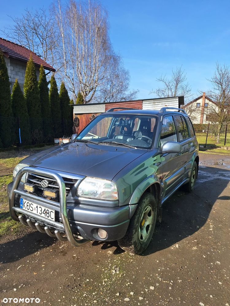 Suzuki Grand Vitara 2.0 - 1