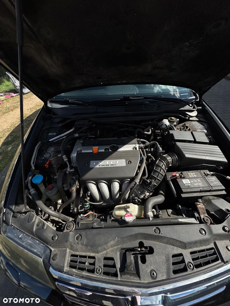 Honda Accord 2.0 Executive - 15