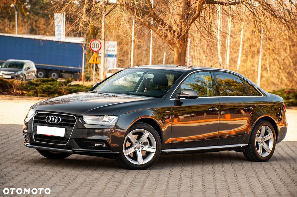 Audi A4 Limousine 1.8 TFSI S line Sportpaket - 9