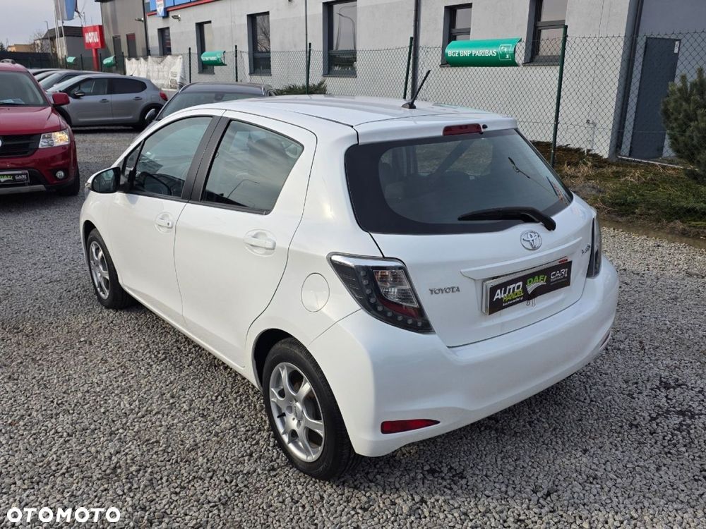 Toyota Yaris - 27
