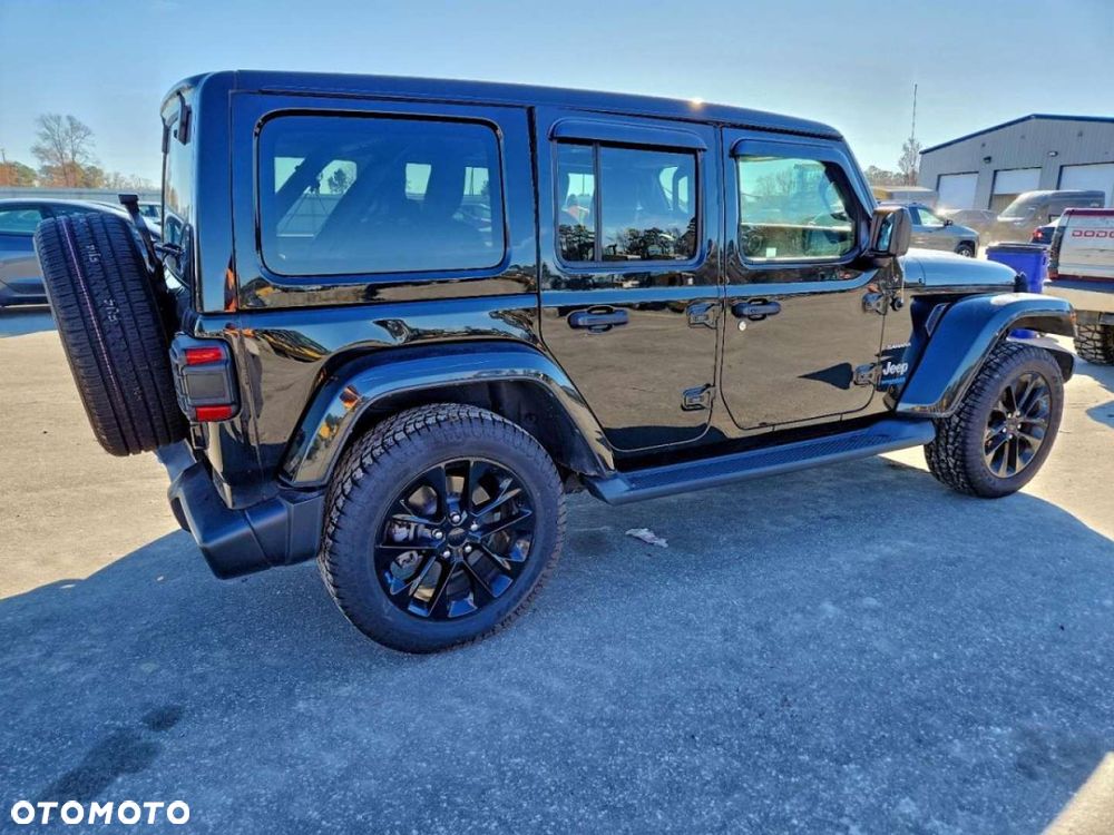Jeep Wrangler - 3