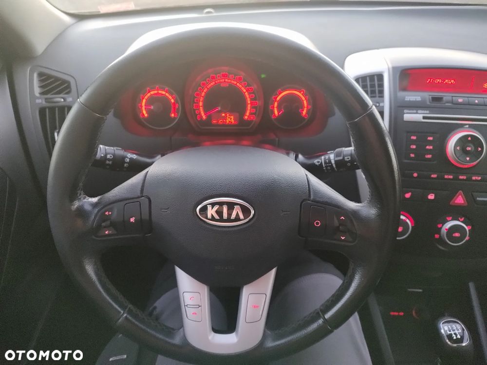 Kia ProCeed - 23