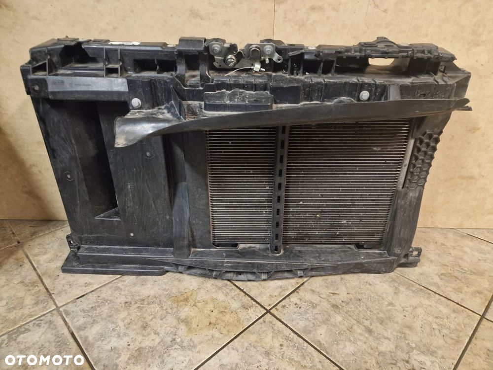 pas przedni komplet chłodnic opel corsa f demontaż - 4