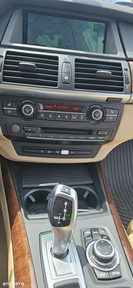 BMW X5 3.5i xDrive - 23