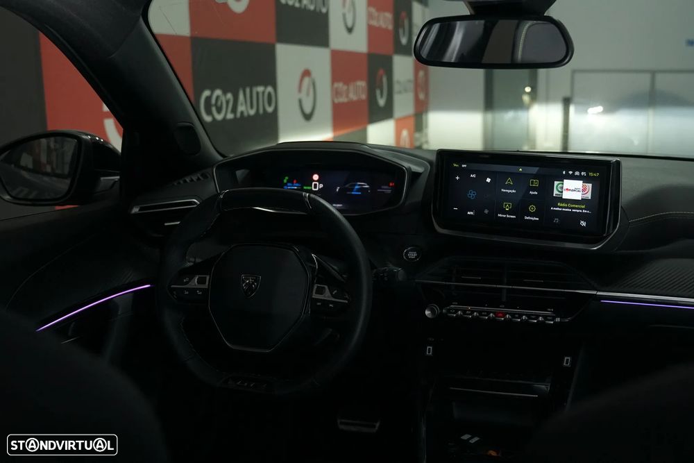 Peugeot e-2008 54 kWh GT - 18