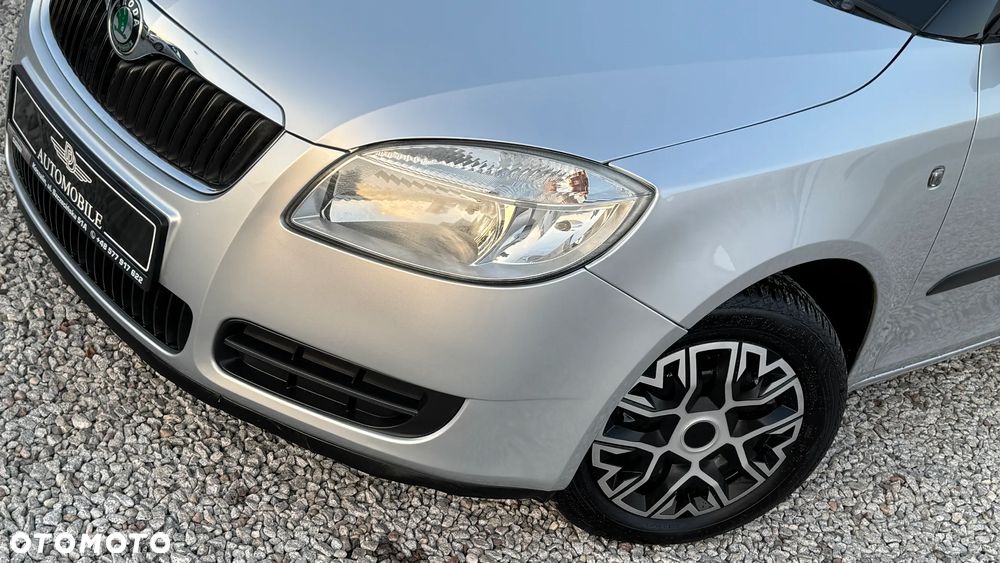 Skoda Fabia 1.2 HTP STYLE EDITION - 24