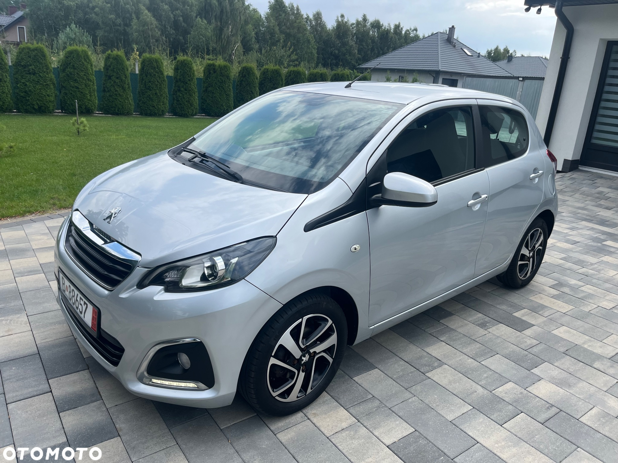Peugeot 108 - 12