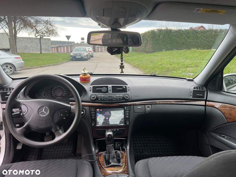 Mercedes-Benz Klasa E 220 CDI Classic - 8