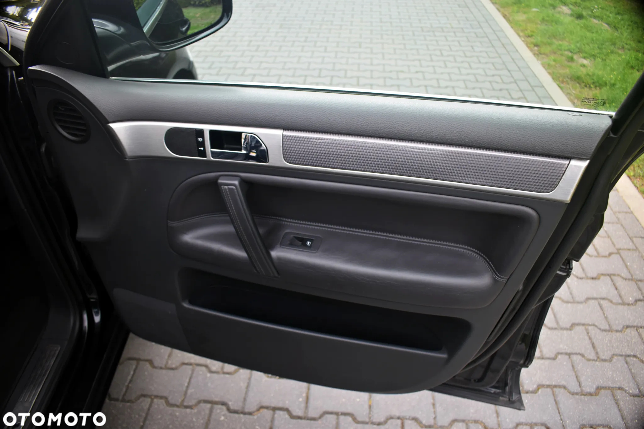 Volkswagen Touareg - 34