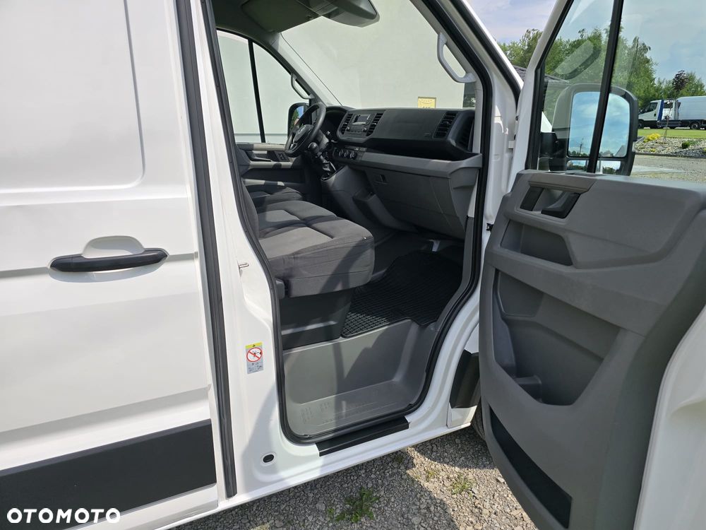 Volkswagen Crafter - 11
