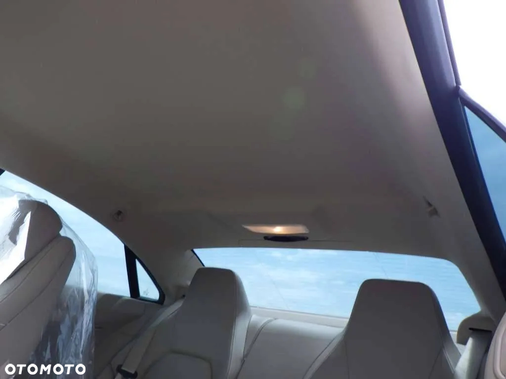 Mercedes-Benz Klasa E 350 Coupe 4Matic 7G-TRONIC - 9