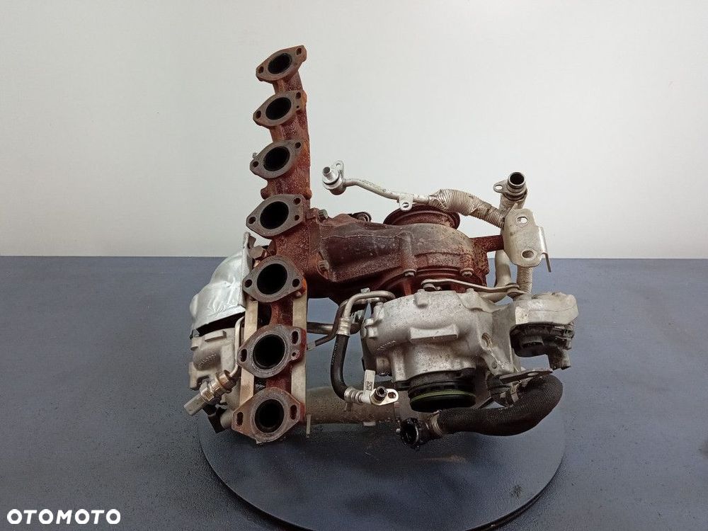 BMW 7 G11 G12 3.0d B57 TURBOSPRĘŻARKI BITURBO 8596261 8596263 - 12