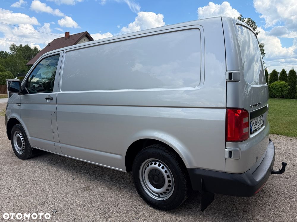 Volkswagen Transporter T6 - 14