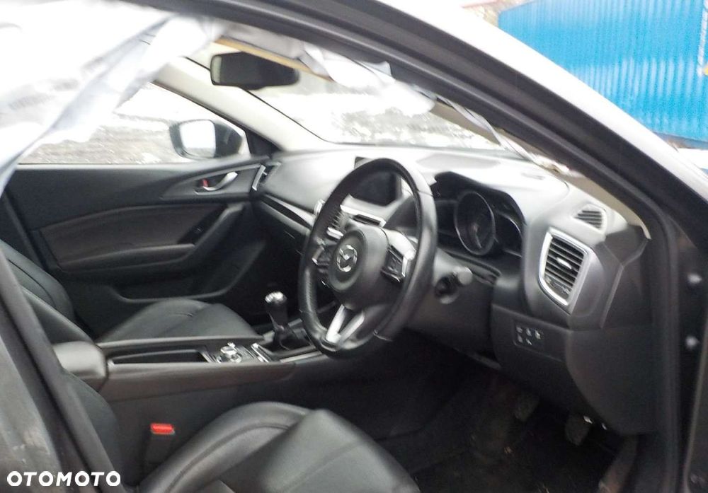 Mazda 3 - 17