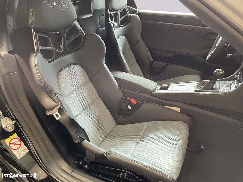 Porsche 718 Spyder - 18