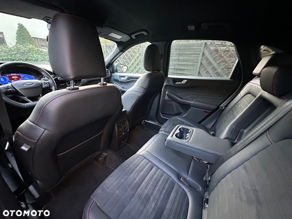 Ford Kuga 1.5 EcoBlue FWD ST-Line X - 18