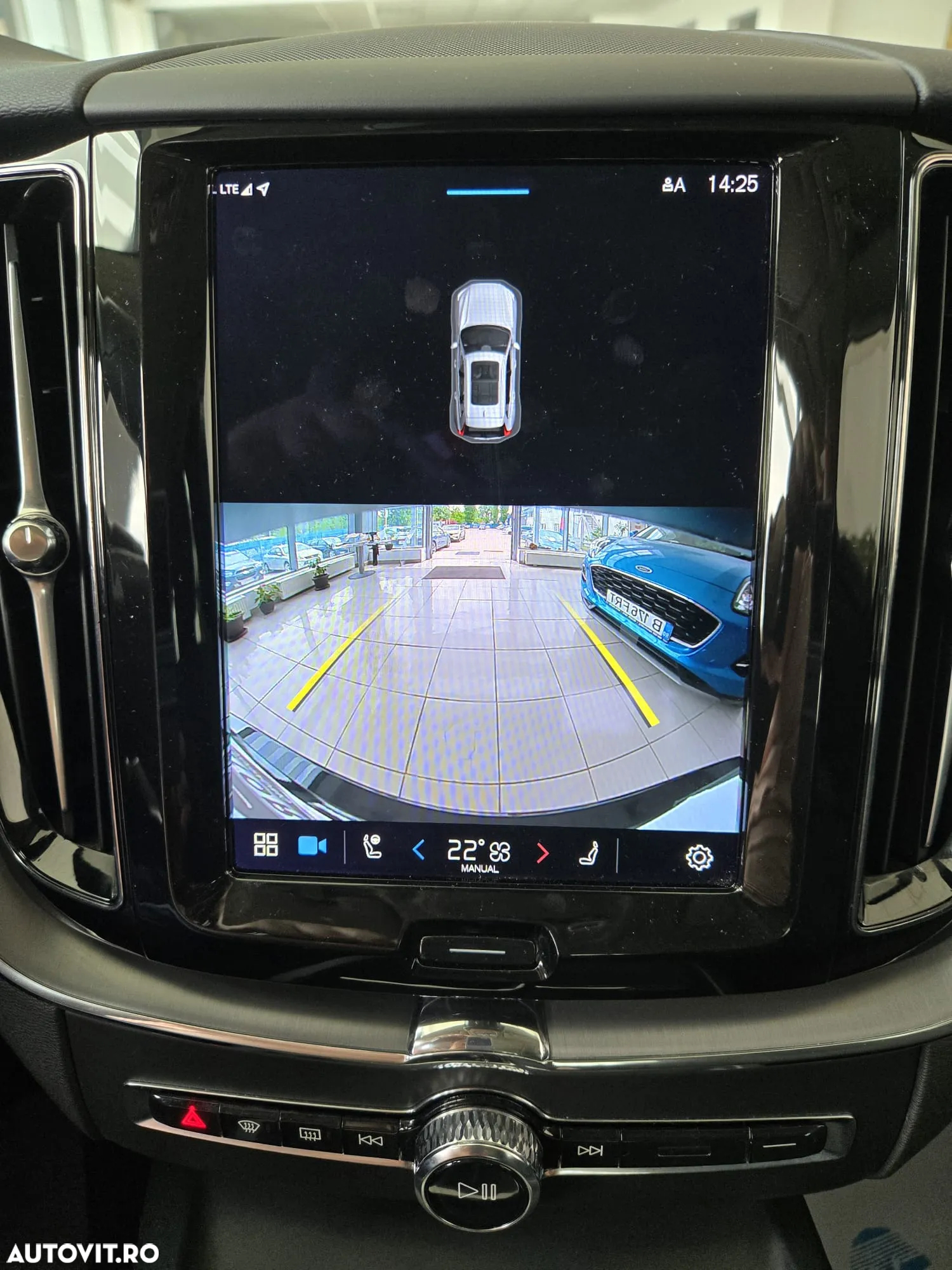 Volvo XC 60 Recharge T6 AWD AT Core - 25