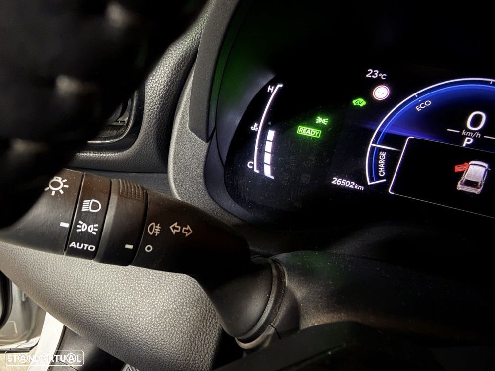 Toyota Yaris Cross 1.5 HDF Comfort Plus - 17