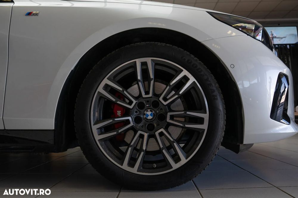 BMW Seria 5 520i AT MHEV - 12