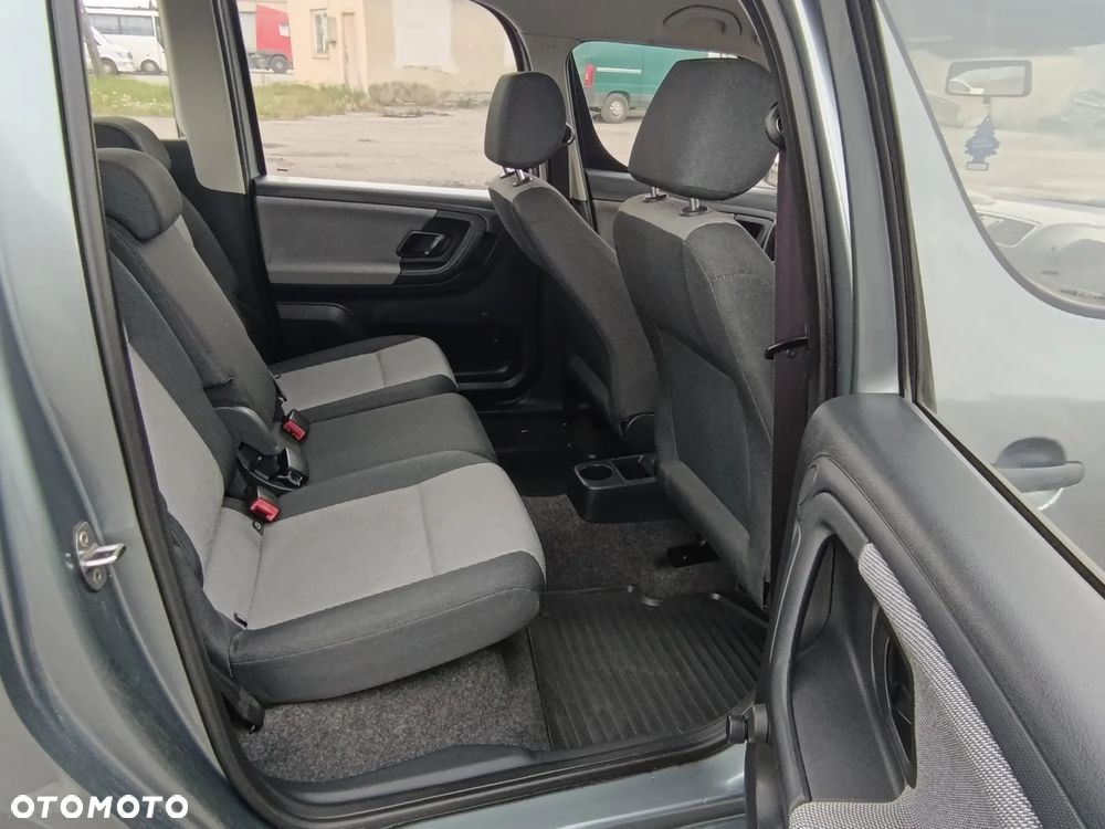 Skoda Roomster 1.4 MPI FAMILY - 18