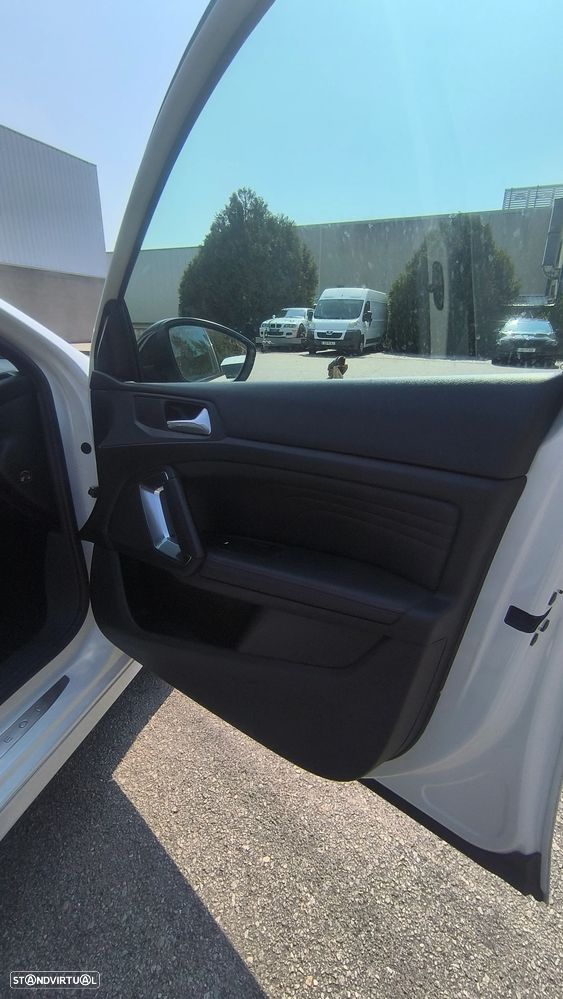 Peugeot 308 SW PureTech 130 EAT6 Stop & Start GT-Line Edition - 17