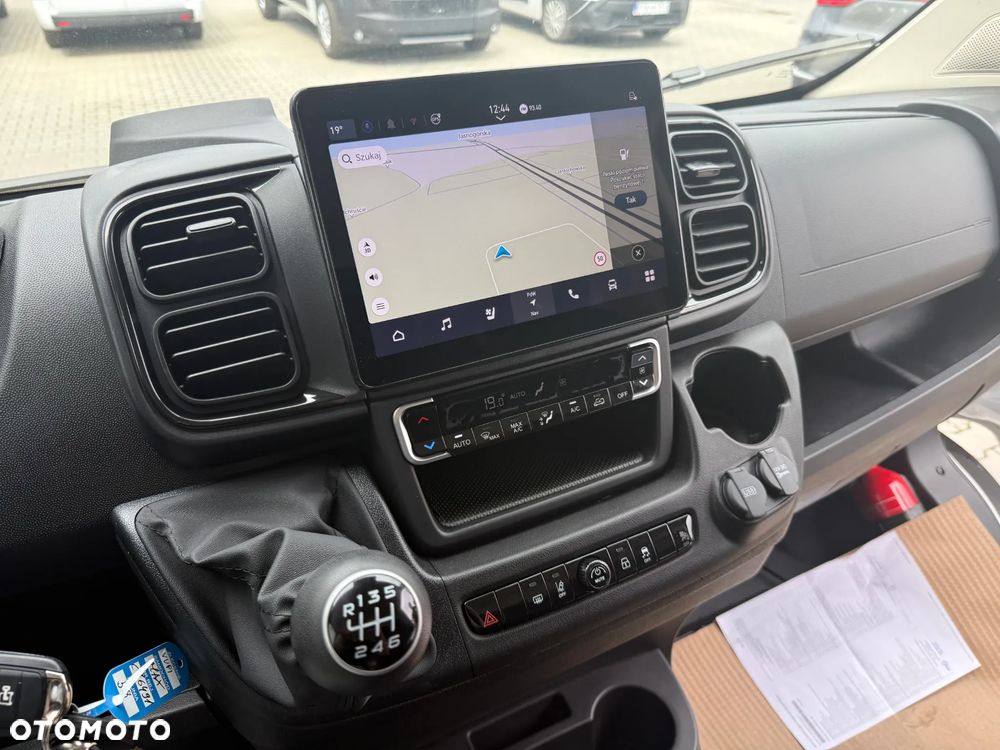 Toyota Proace MAX - 12