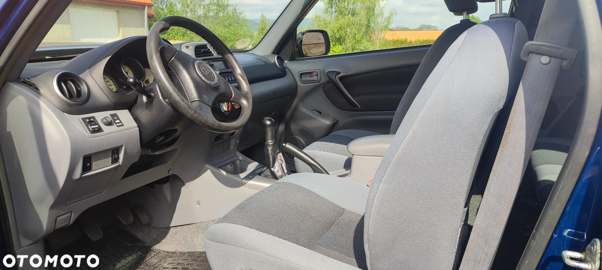 Toyota RAV4 4x4 Edition - 14