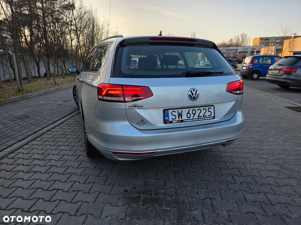 Volkswagen Passat 2.0 TDI (BlueMotion Technology) DSG Comfortline - 7