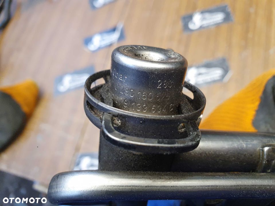 Listwa Paliwowa Zasilajaca Wtryskowa Wtryski Audi A4 B6 B7 2.0 B ALT - 7