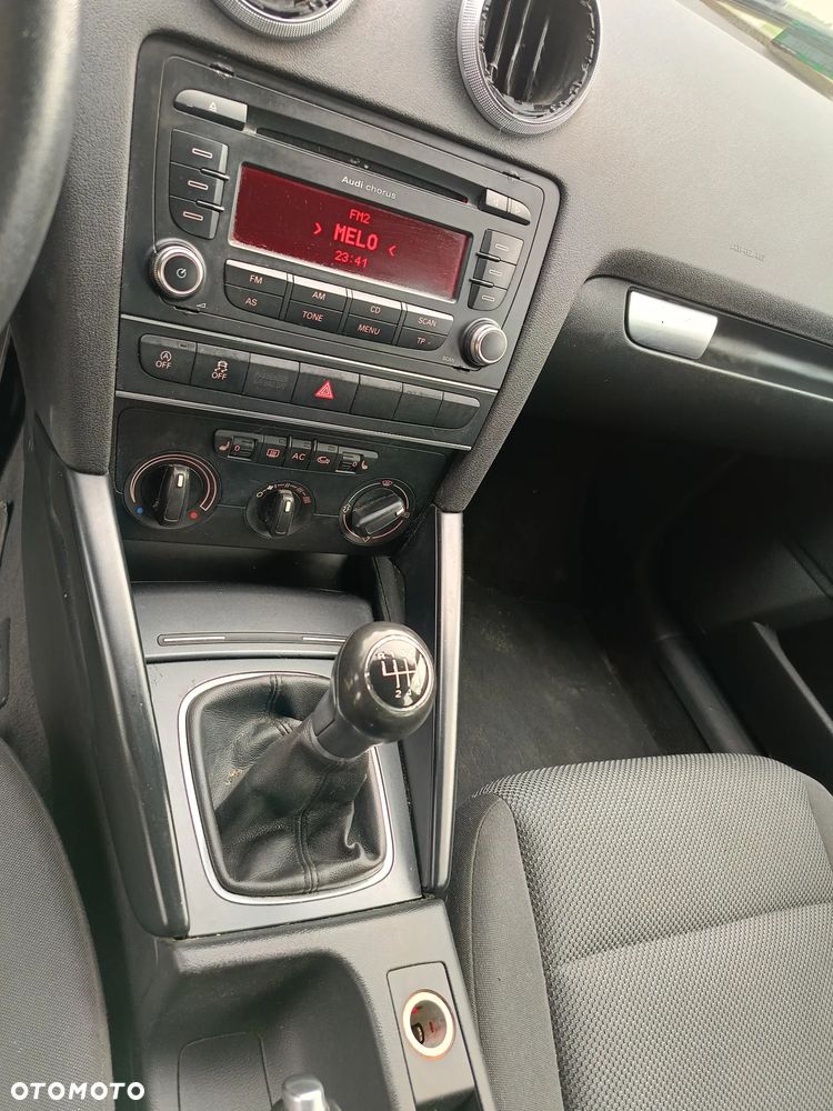 Audi A3 Sportback 1.2 TFSI Ambiente - 14