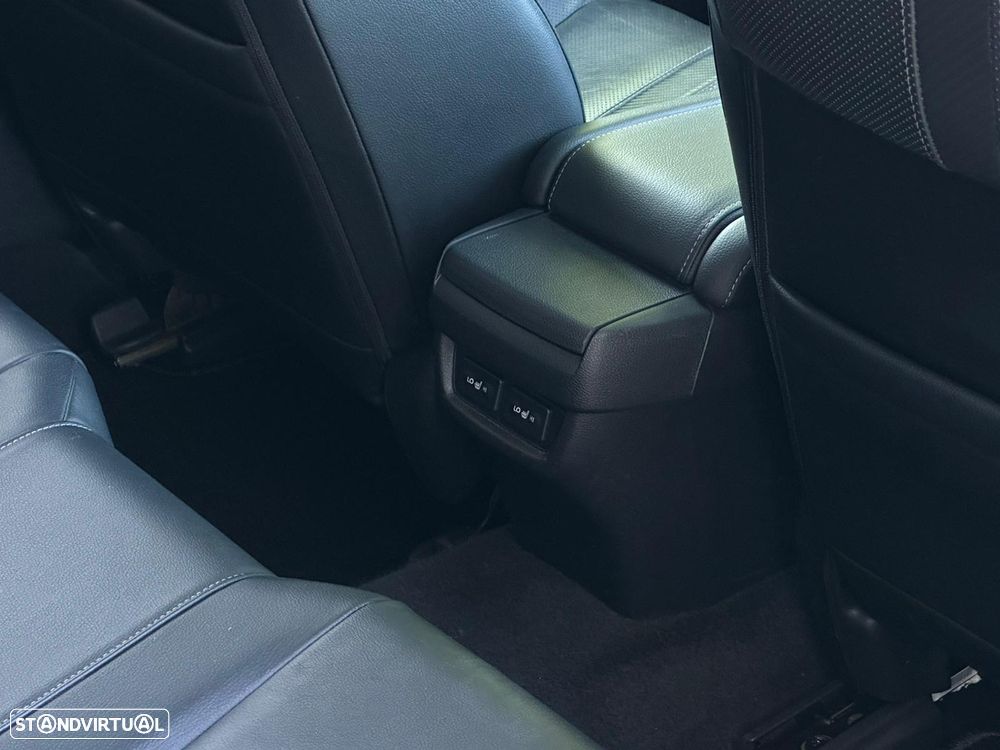 Honda Civic 1.0 i-VTEC Turbo CVT Elegance - 44