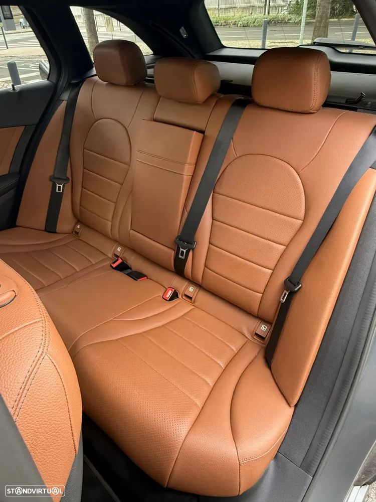 Mercedes-Benz C 300 de AMG Line - 9