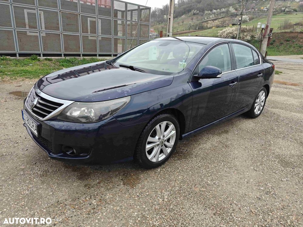 Renault Latitude - 1
