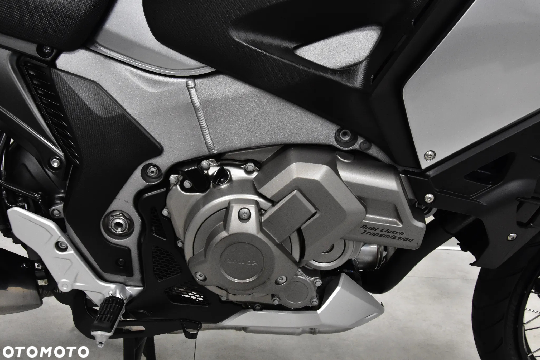 Honda VFR - 29