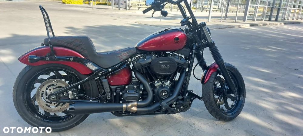 Harley-Davidson Softail Street Bob - 17